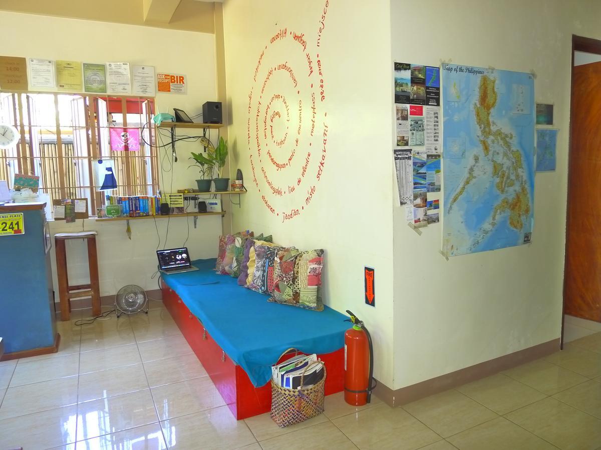 Treffpunkt 5300 Hostel Puerto Princesa Esterno foto